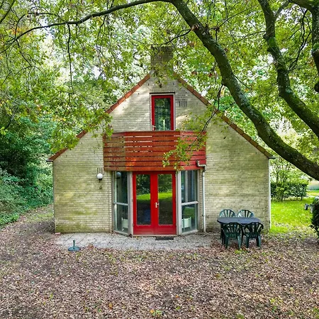 4 - Persoons Lakeside 63 Sauna Holiday home Ewijk