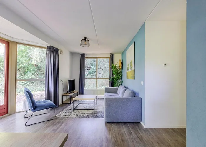 4 - Persoons Lakeside 63 Sauna Holiday home