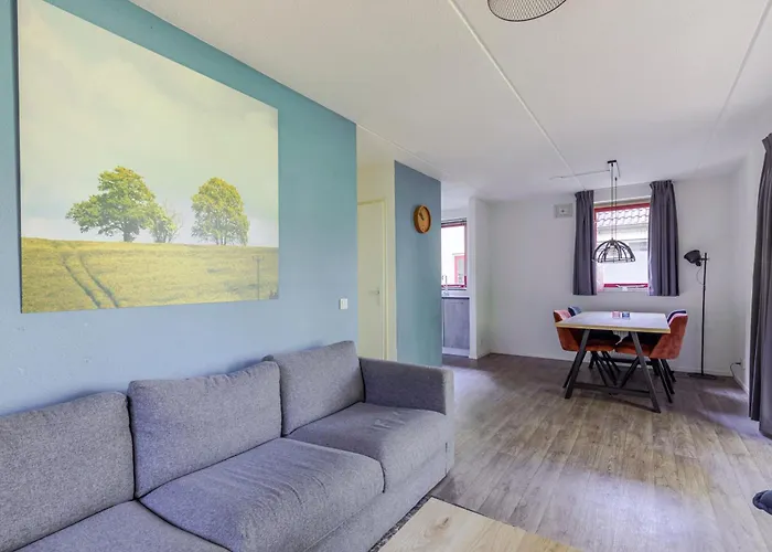 Holiday home 4 - Persoons Lakeside 63 Sauna Ewijk