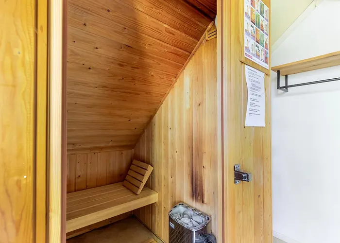 Holiday home 4 - Persoons Lakeside 63 Sauna *