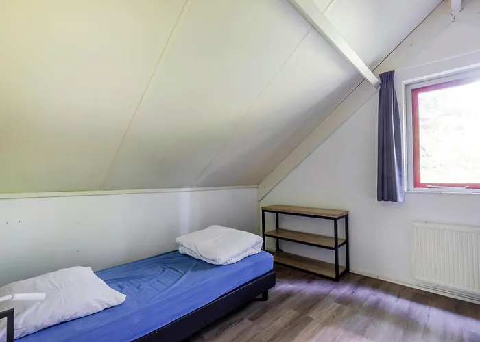 4 - Persoons Lakeside 63 Sauna Holiday home Ewijk