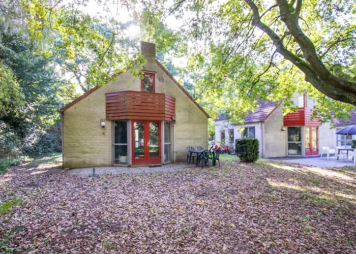 Holiday home 4 - Persoons Lakeside 63 Sauna Ewijk