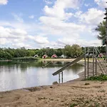 4 - Persoons Lakeside 63 Sauna Ferienhaus *