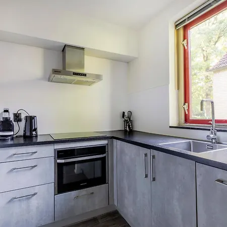 度假居 4 - Persoons Lakeside 63 Sauna Ewijk