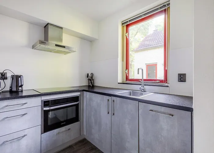 度假居 4 - Persoons Lakeside 63 Sauna Ewijk