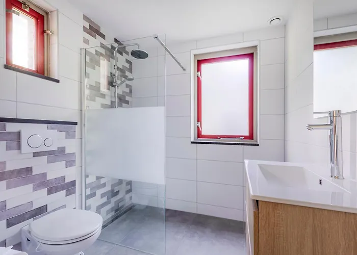 4 - Persoons Lakeside 63 Sauna * Ewijk