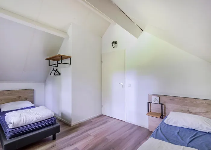 4 - Persoons Lakeside 63 Sauna 度假居 Ewijk