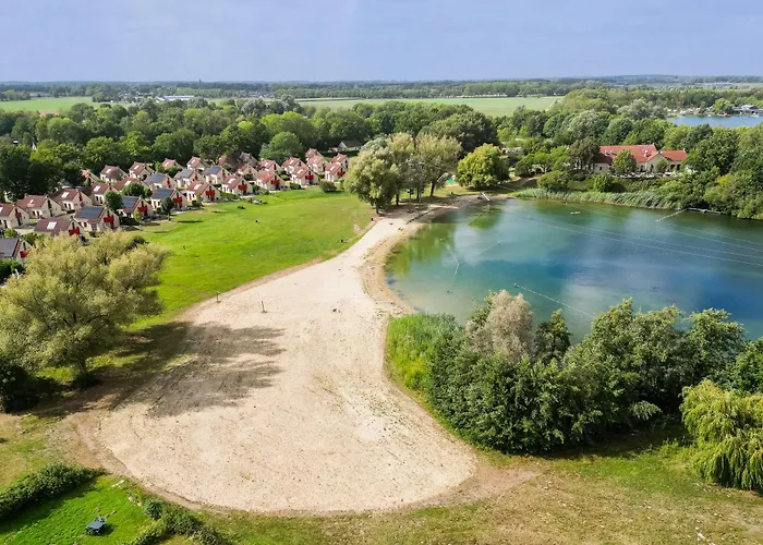 度假居 4 - Persoons Lakeside 63 Sauna Ewijk